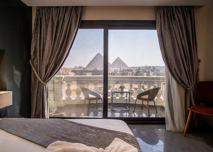 New Top Pyramids Hotel