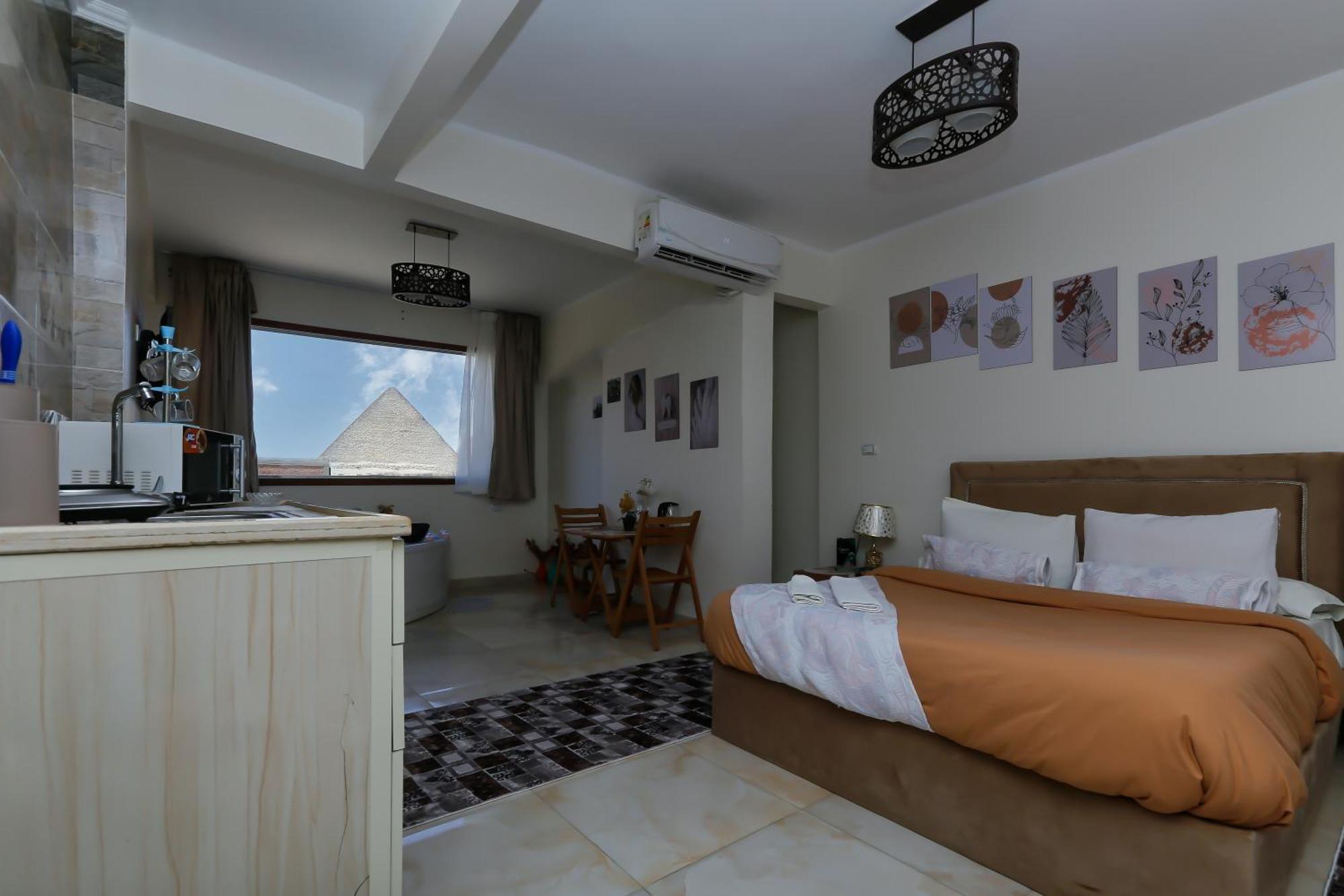 Alloggio in famiglia New Pyramids *